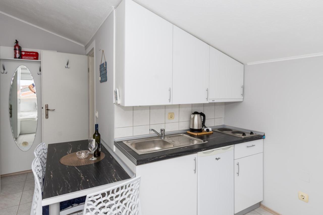 Apartments Dovana Kaštela Esterno foto