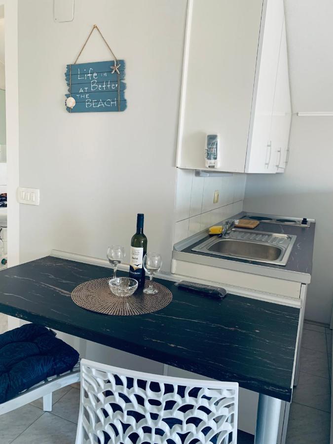 Apartments Dovana Kaštela Esterno foto