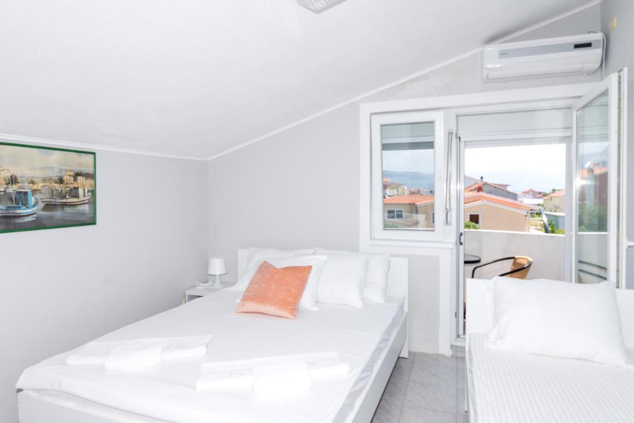 Apartments Dovana Kaštela Esterno foto