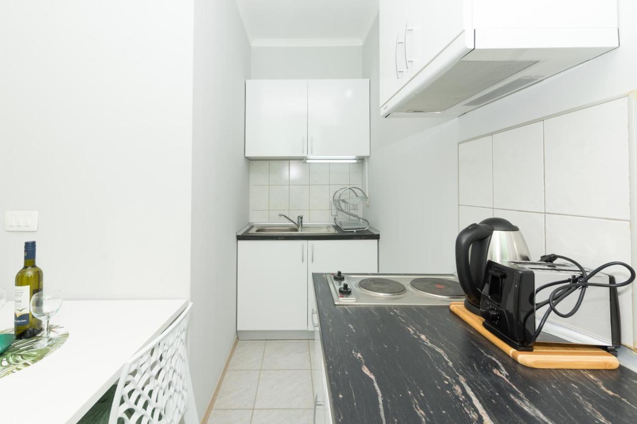 Apartments Dovana Kaštela Esterno foto