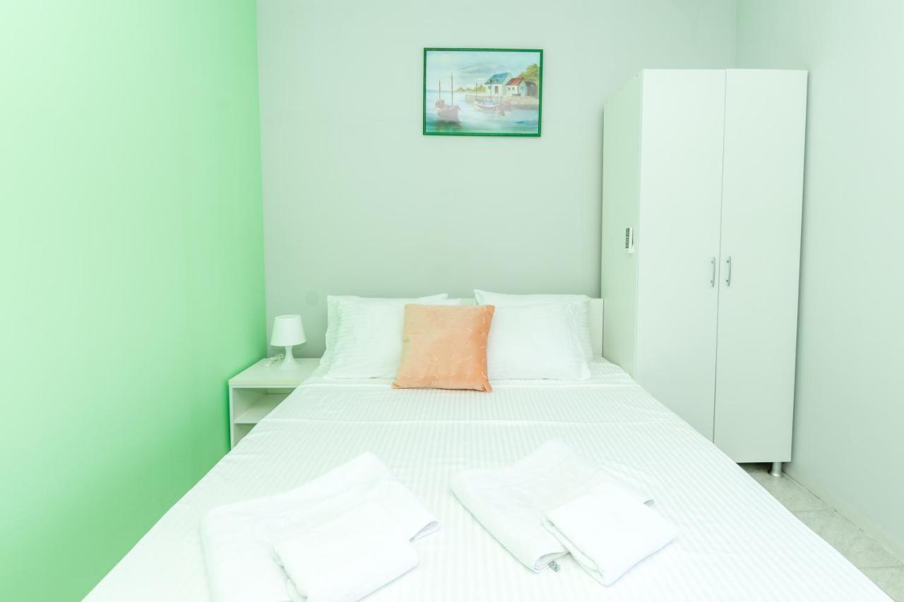 Apartments Dovana Kaštela Esterno foto